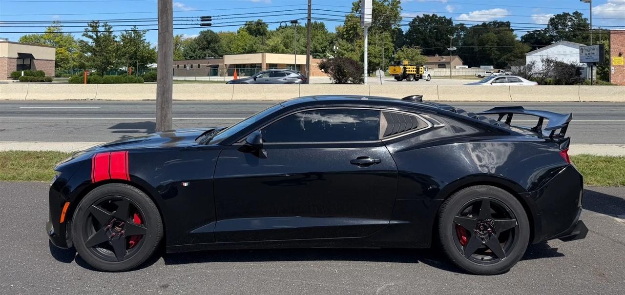 Chevrolet Camaro 2dr Cpe 1SS 2017