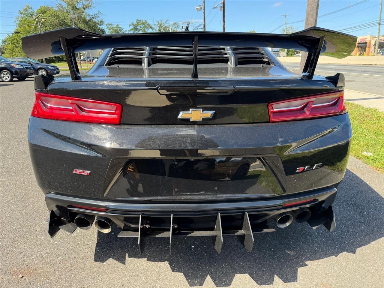 Chevrolet Camaro 2dr Cpe 1SS 2017