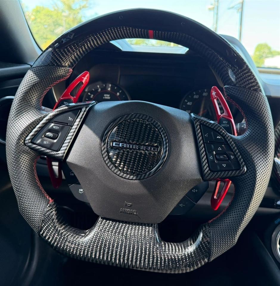 Chevrolet Camaro 2dr Cpe 1SS 2017