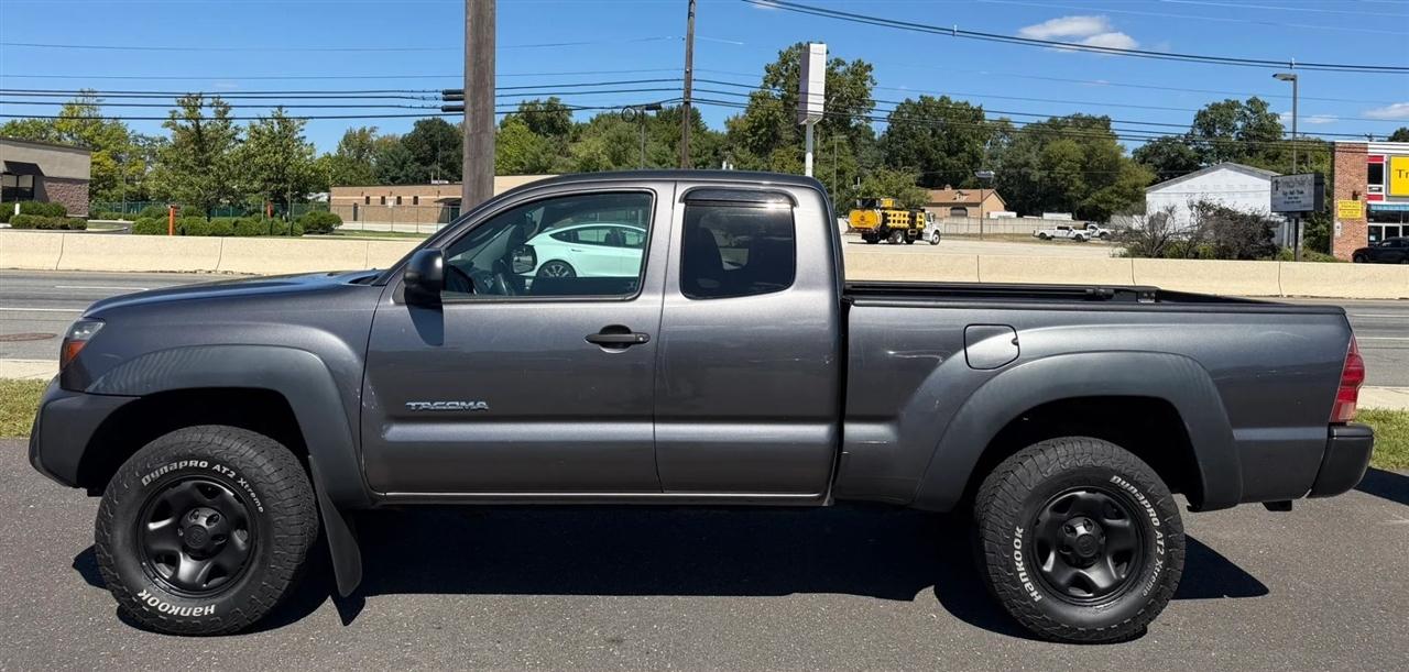 Toyota Tacoma 4WD Access Cab I4 MT (Natl) 2014
