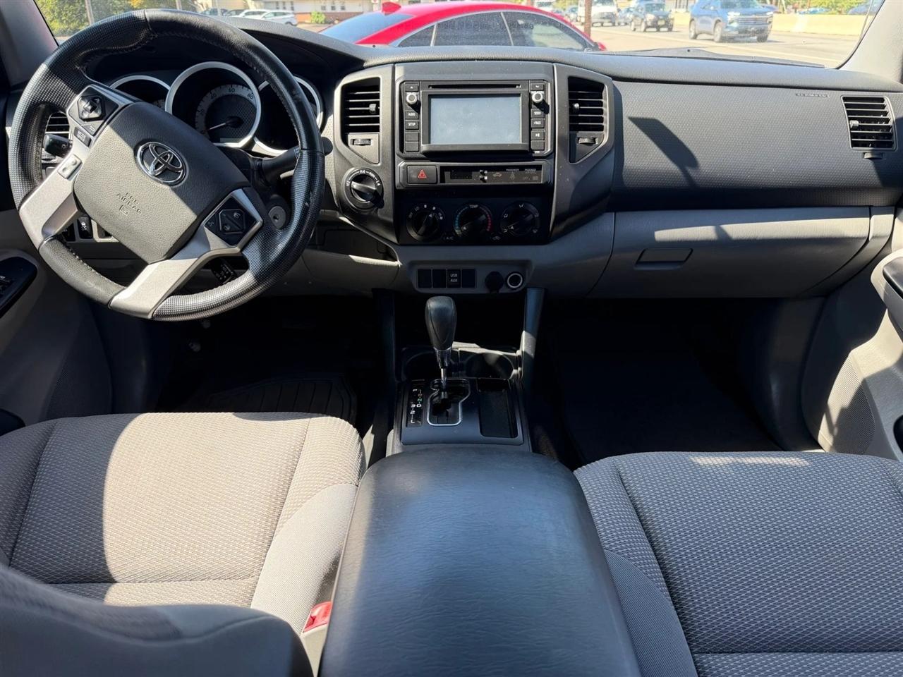 Toyota Tacoma 4WD Access Cab I4 MT (Natl) 2014