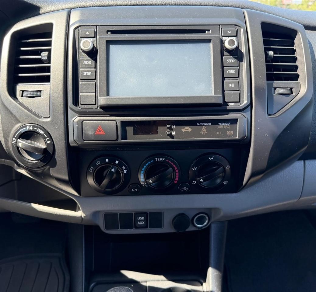 Toyota Tacoma 4WD Access Cab I4 MT (Natl) 2014