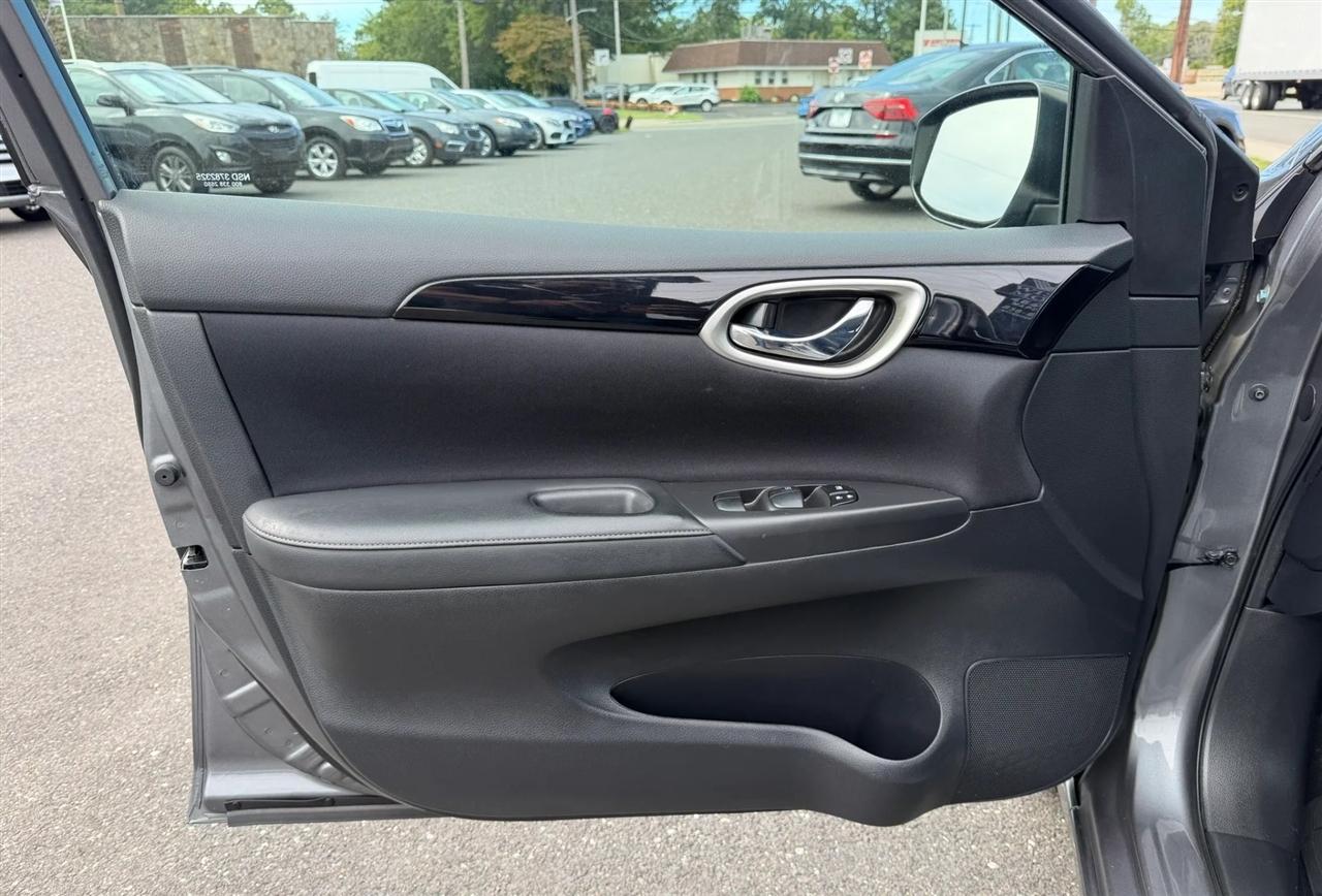 Nissan Sentra SV CVT 2017