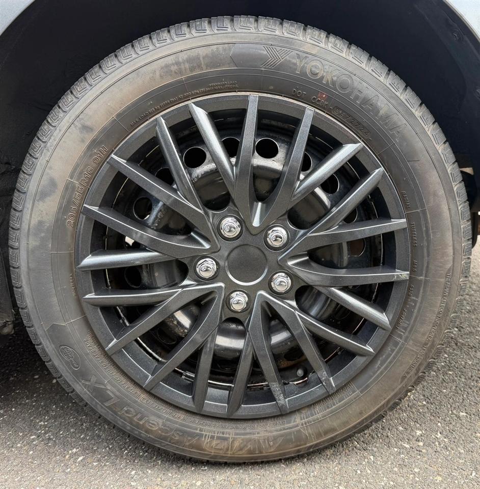 Nissan Sentra SV CVT 2017