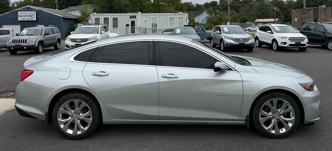 Chevrolet Malibu 4dr Sdn Premier w/2LZ 2017