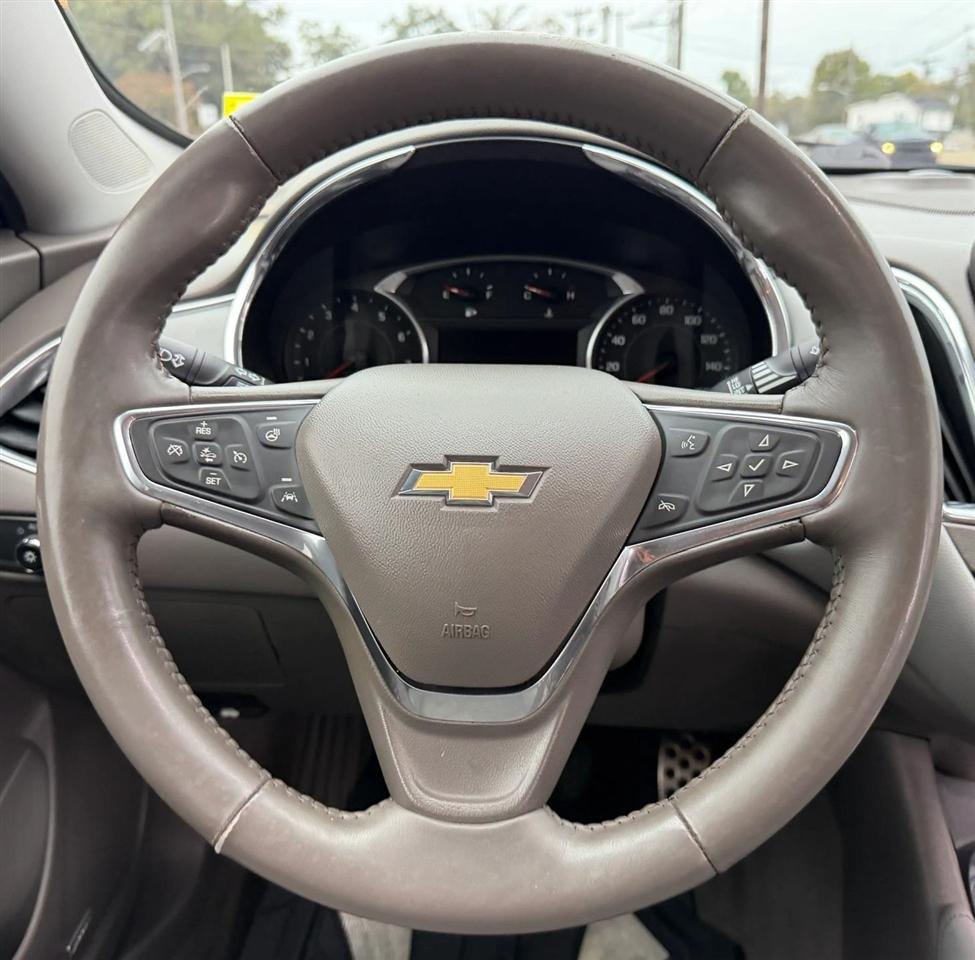 Chevrolet Malibu 4dr Sdn Premier w/2LZ 2017