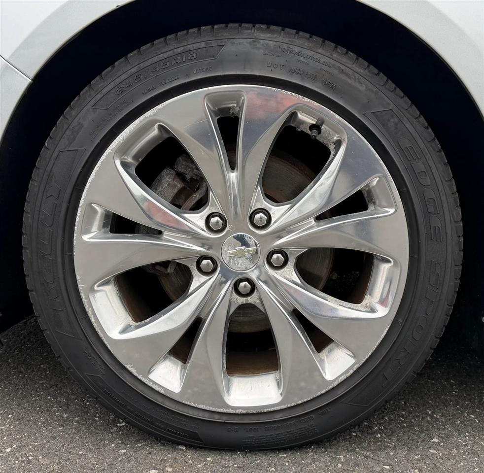 Chevrolet Malibu 4dr Sdn Premier w/2LZ 2017