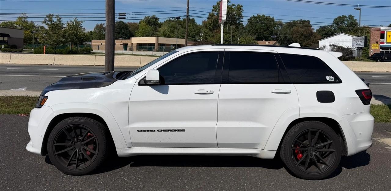 Jeep Grand Cherokee 4WD 4dr SRT 2017