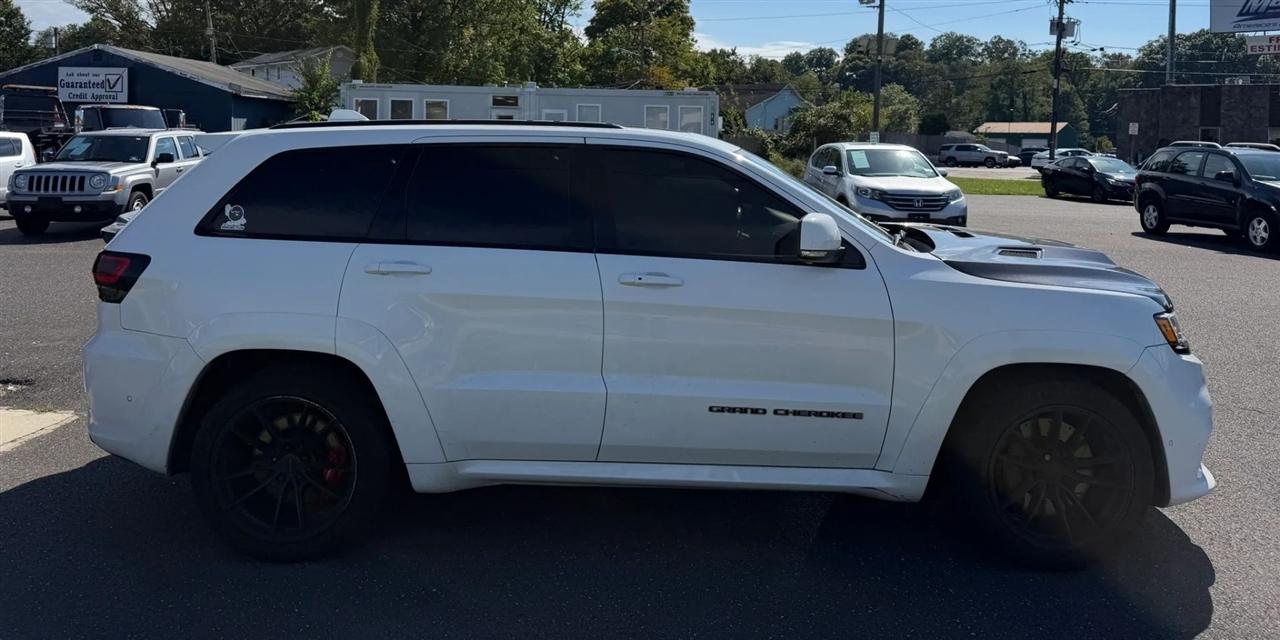 Jeep Grand Cherokee 4WD 4dr SRT 2017