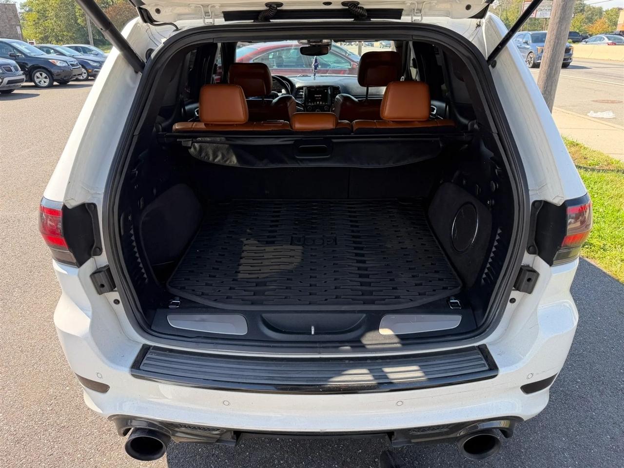 Jeep Grand Cherokee 4WD 4dr SRT 2017