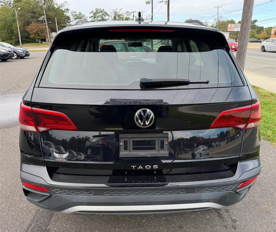 Volkswagen Taos S FWD 2022