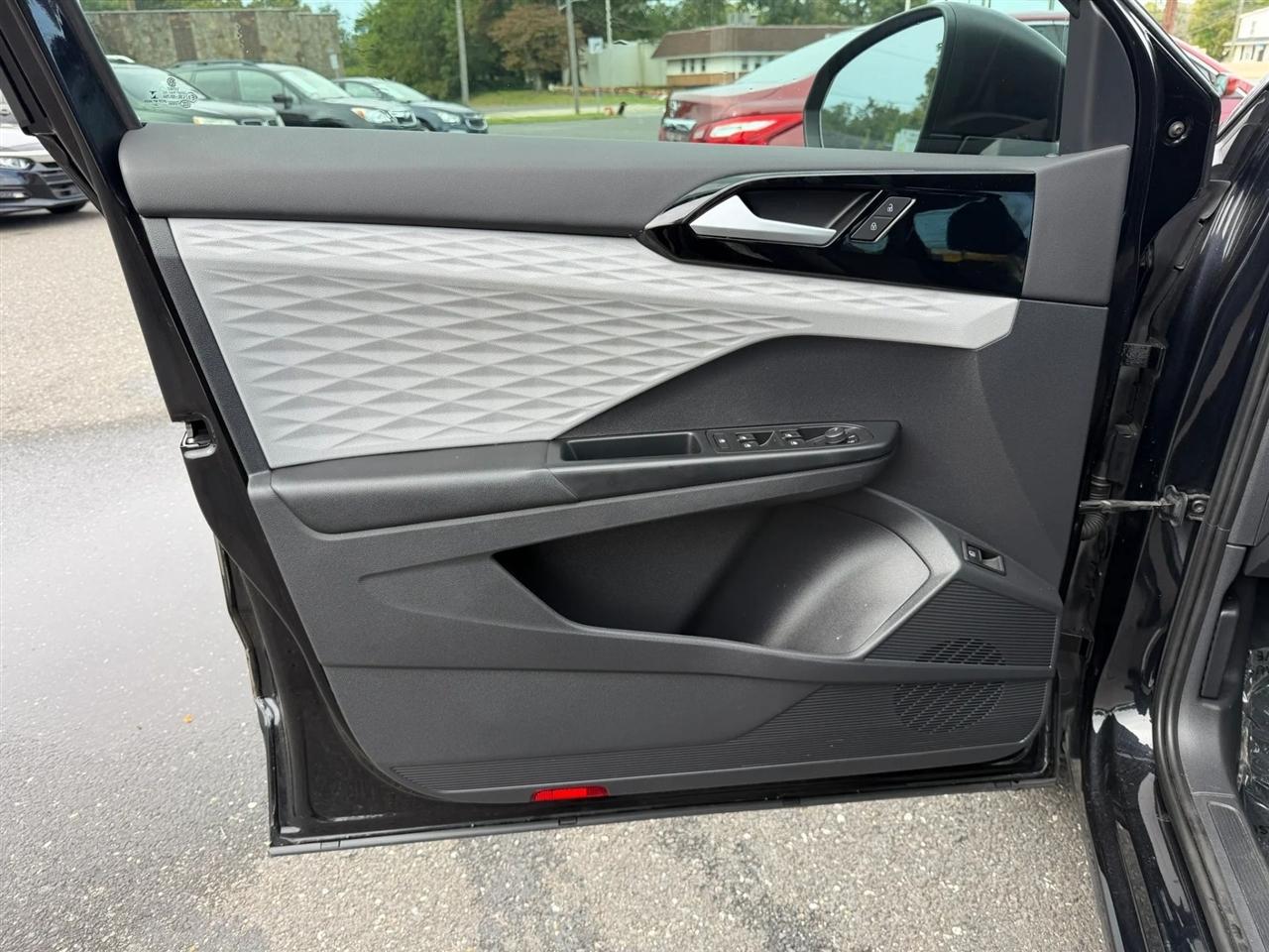 Volkswagen Taos S FWD 2022