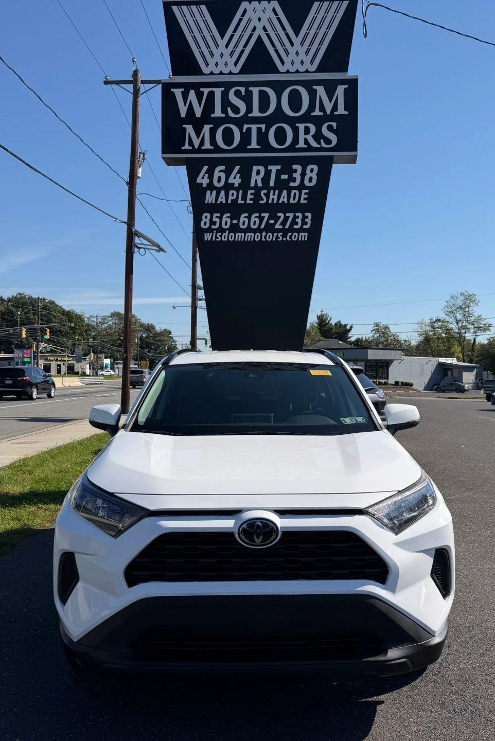 2019 Toyota RAV4 LE AWD (Natl)