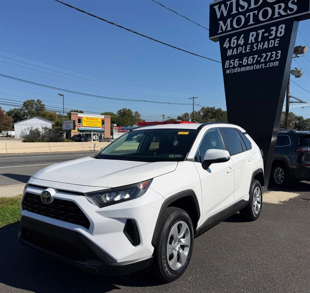 Toyota RAV4 LE AWD (Natl) 2019