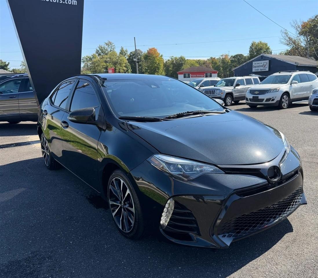 Toyota Corolla XLE CVT (Natl) 2019