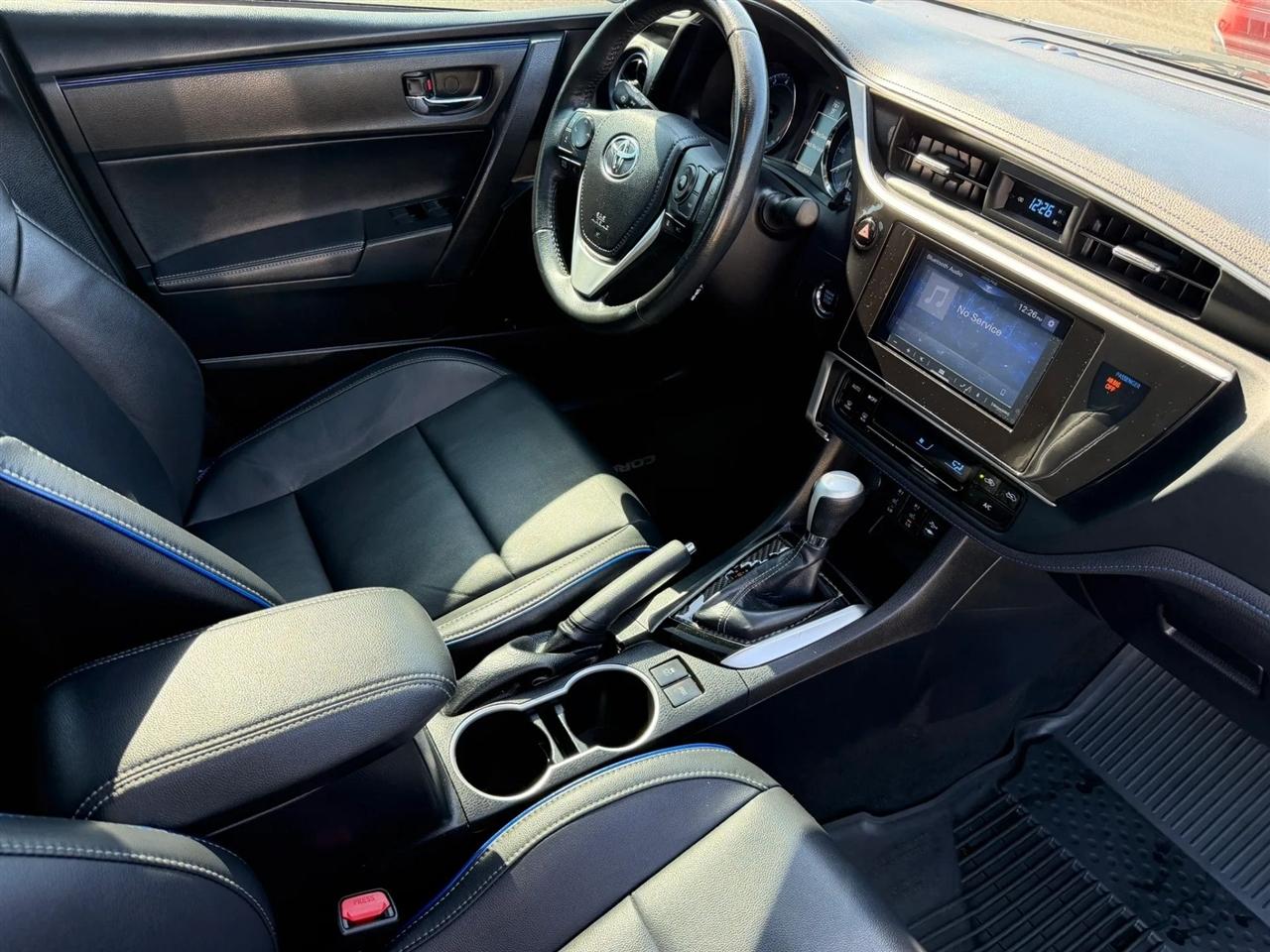 Toyota Corolla XLE CVT (Natl) 2019