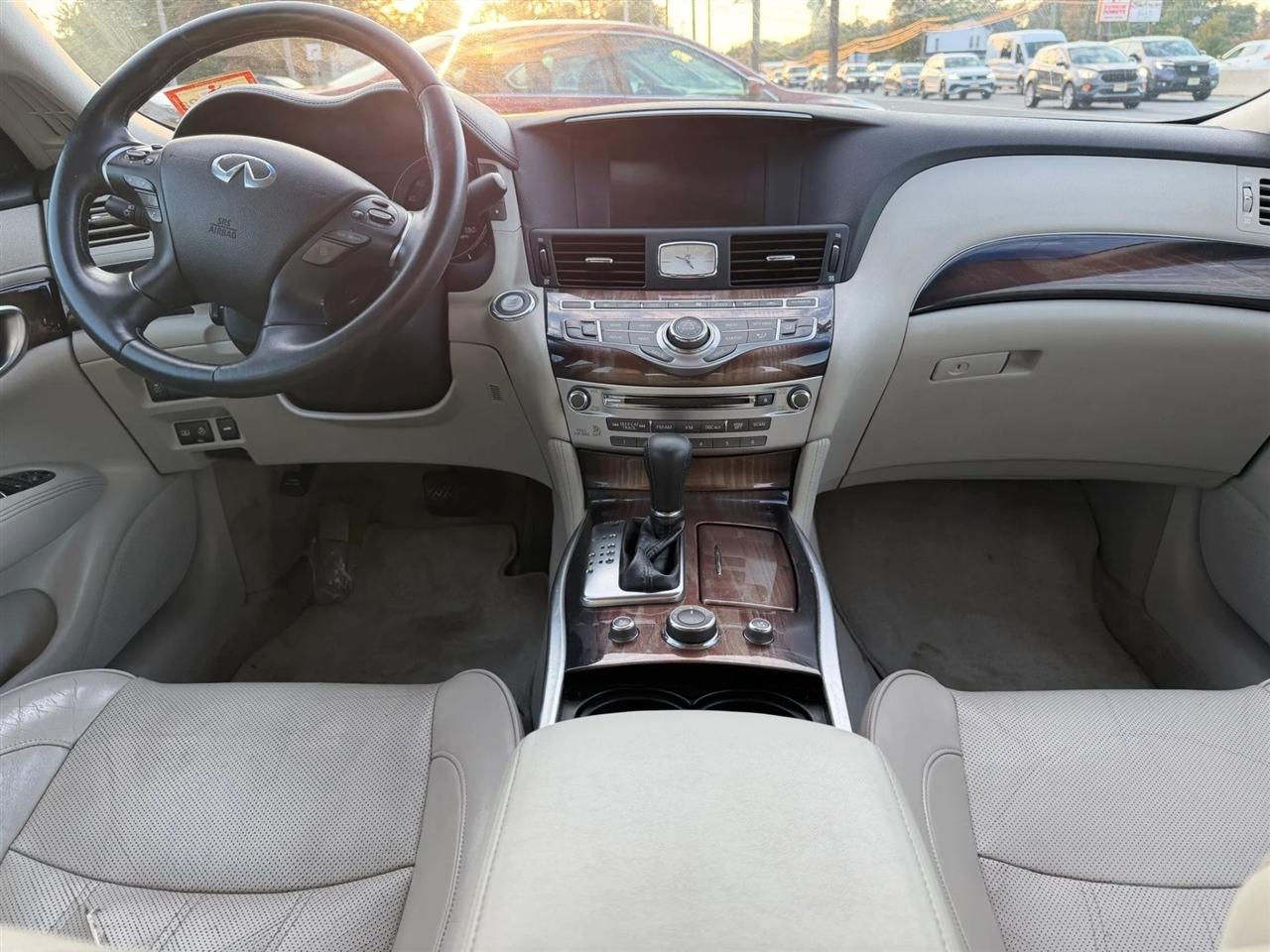 Infiniti M37 4dr Sdn AWD 2012