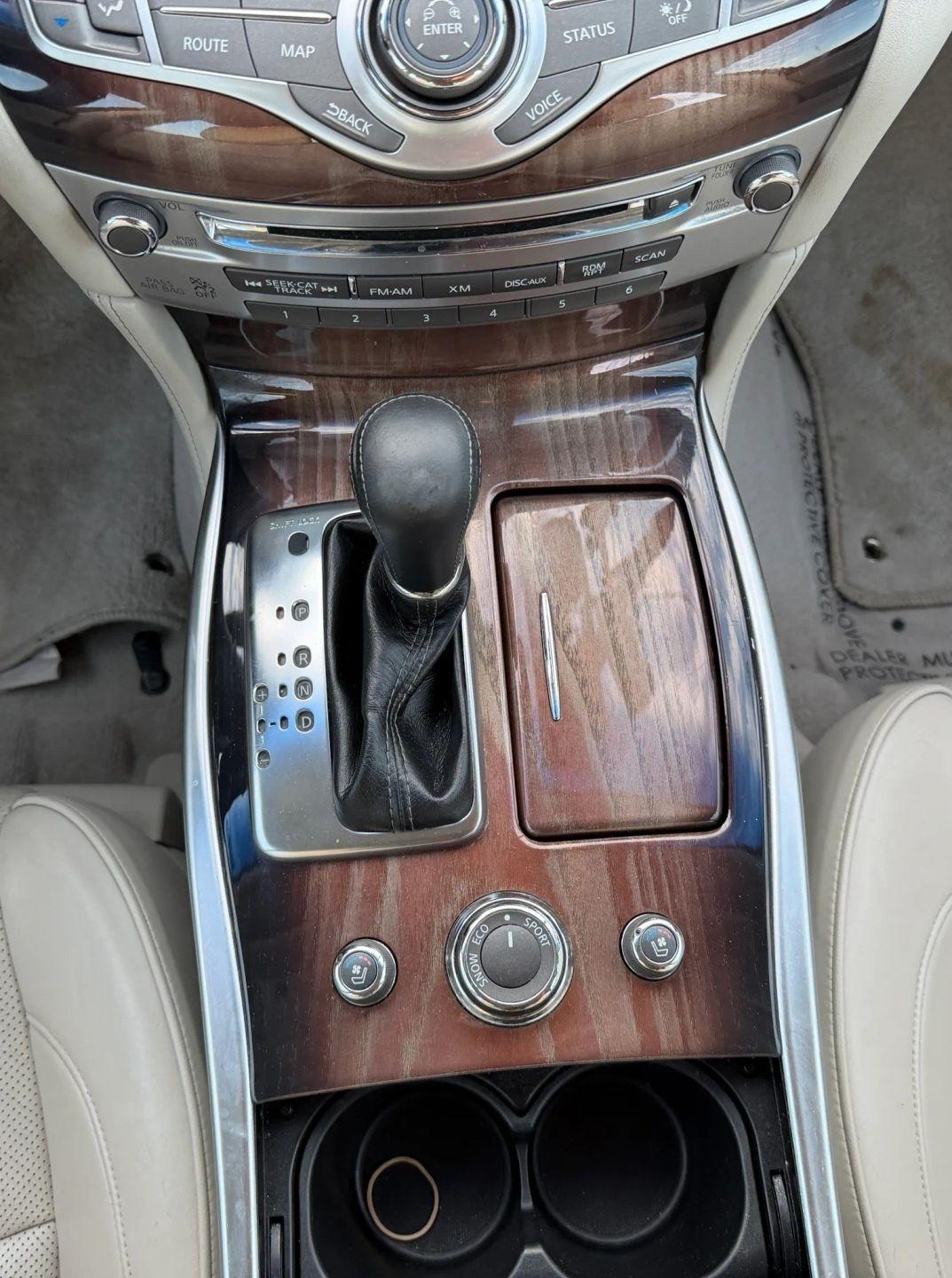 Infiniti M37 4dr Sdn AWD 2012