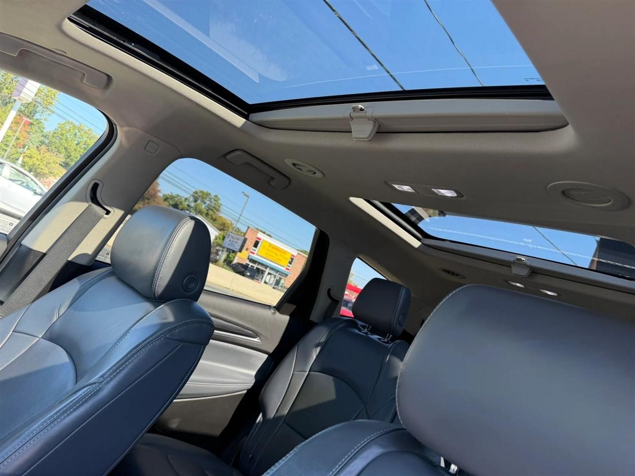 Buick Enclave AWD 4dr Essence 2018