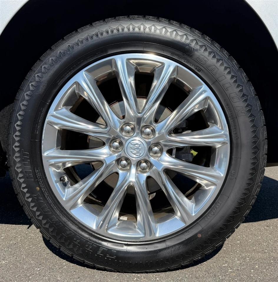 Buick Enclave AWD 4dr Essence 2018