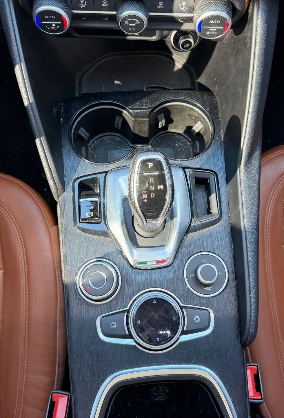 Alfa Romeo Giulia AWD 2020