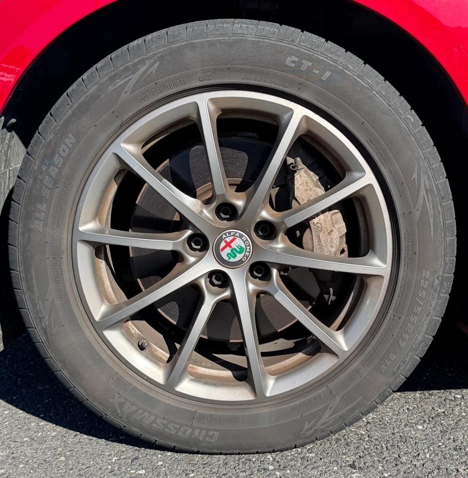 Alfa Romeo Giulia AWD 2020