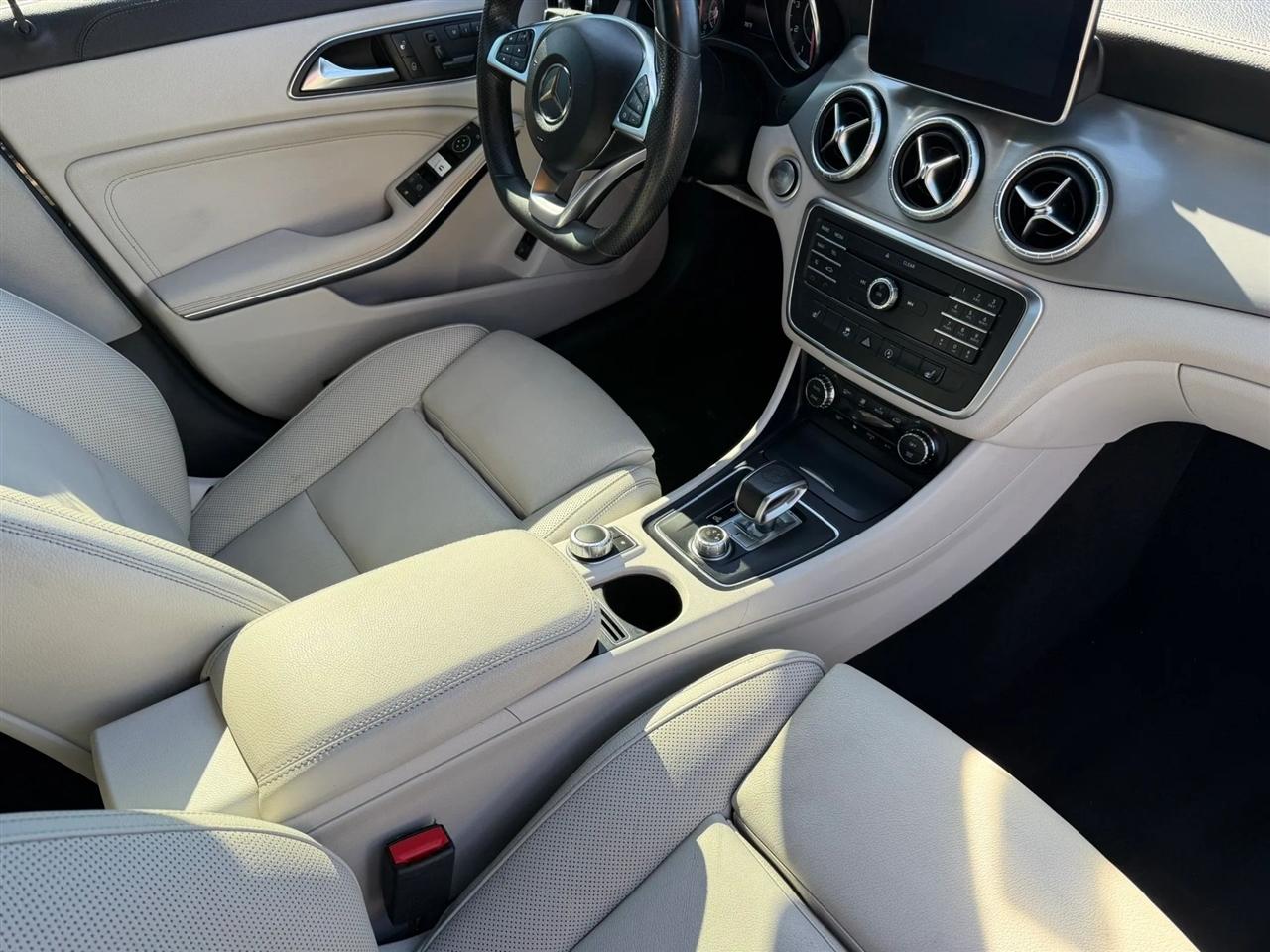 Mercedes-Benz CLA 4dr Sdn AMG CLA 45 4MATIC 2016