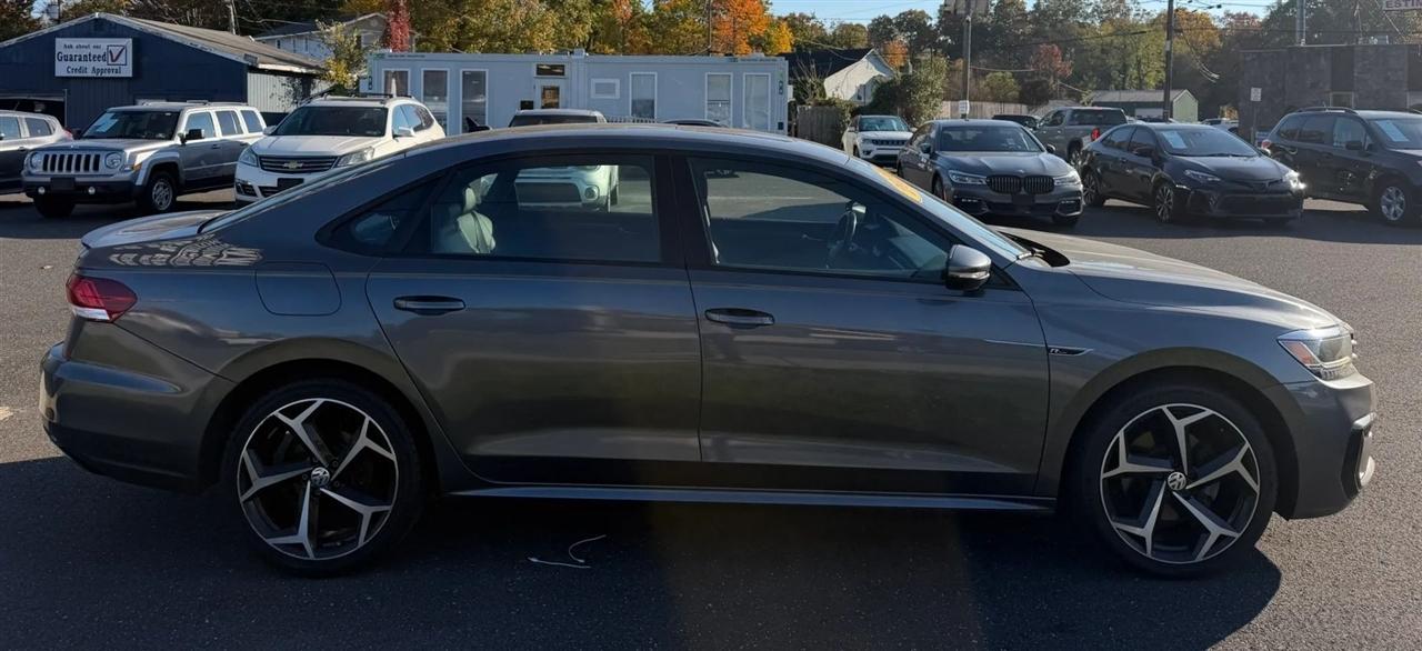 Volkswagen Passat 2.0T R-Line Auto 2021