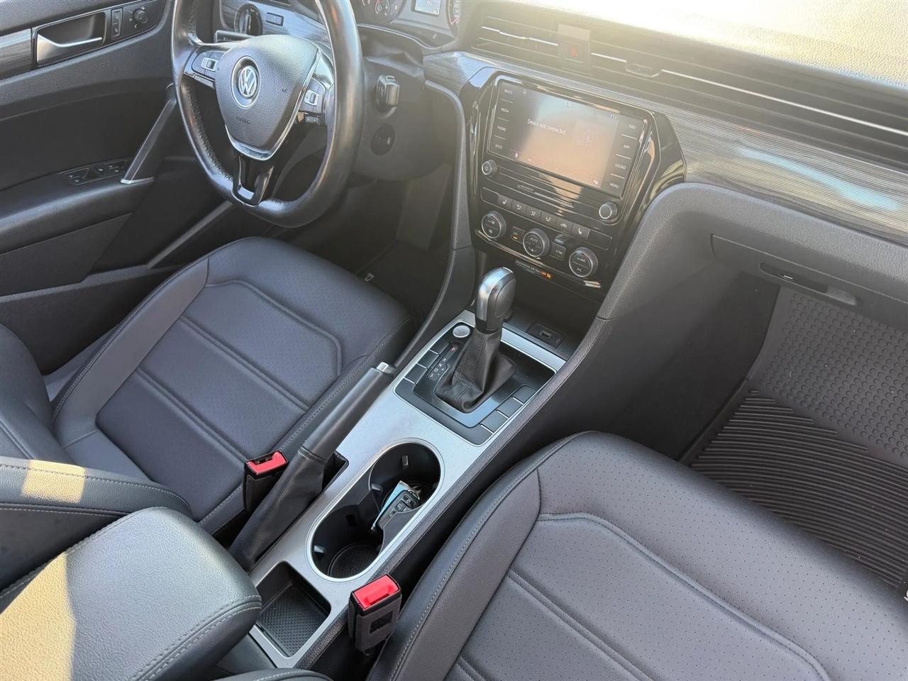 Volkswagen Passat 2.0T R-Line Auto 2021