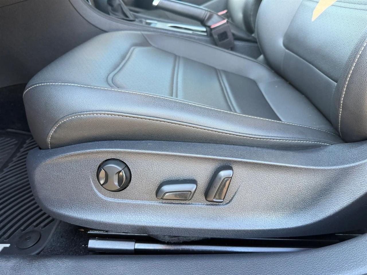 Volkswagen Passat 2.0T R-Line Auto 2021