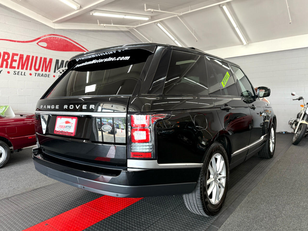 2017 Land Rover Range Rover Base photo 10
