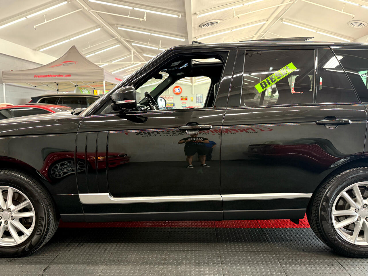 2017 Land Rover Range Rover Base photo 21