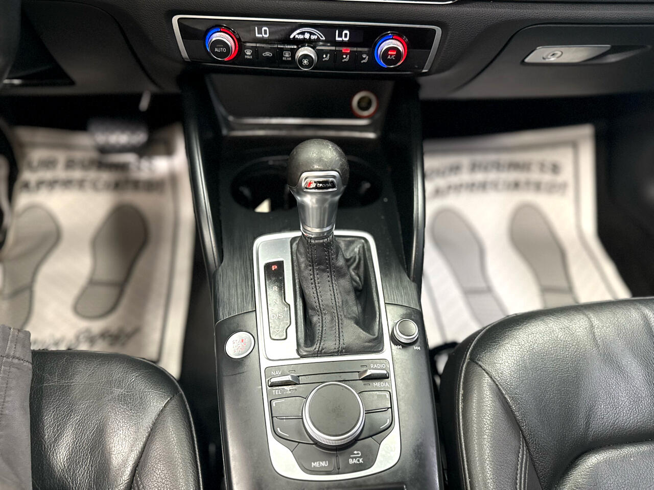 2016 Audi A3 Premium photo 31