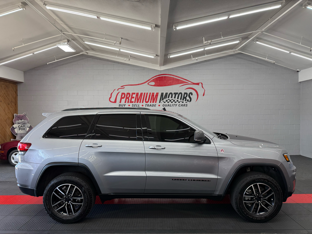 2021 Jeep Grand Cherokee Trailhawk's photo