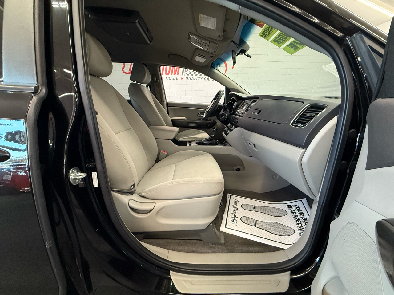 Kia Sedona LX 2015 Kia Sedona LX 2015