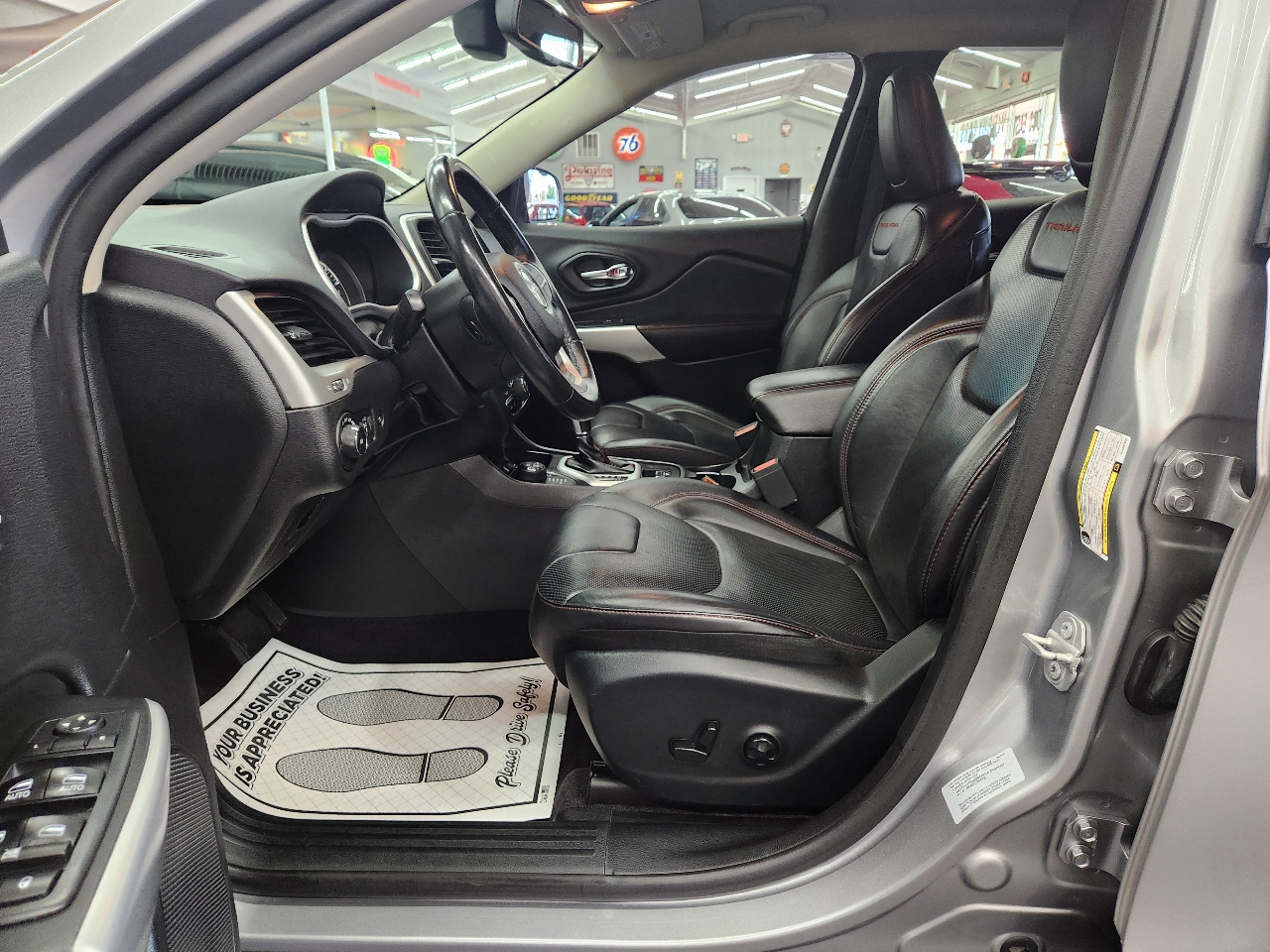 Jeep Cherokee Trailhawk 2017 Jeep Cherokee Trailhawk 2017