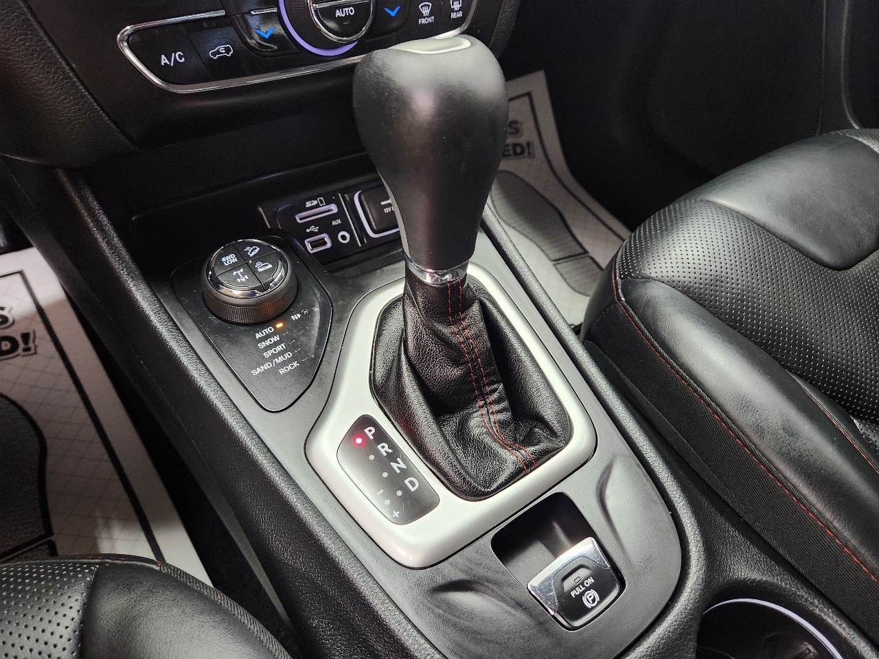 Jeep Cherokee Trailhawk 2017 Jeep Cherokee Trailhawk 2017