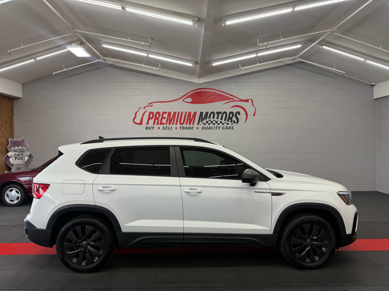 2022 Volkswagen Taos S's photo