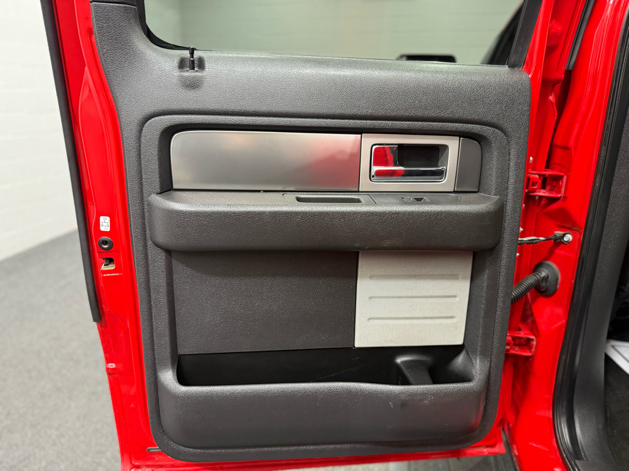 Ford F-150 SVT Raptor 2013 Ford F-150 SVT Raptor 2013