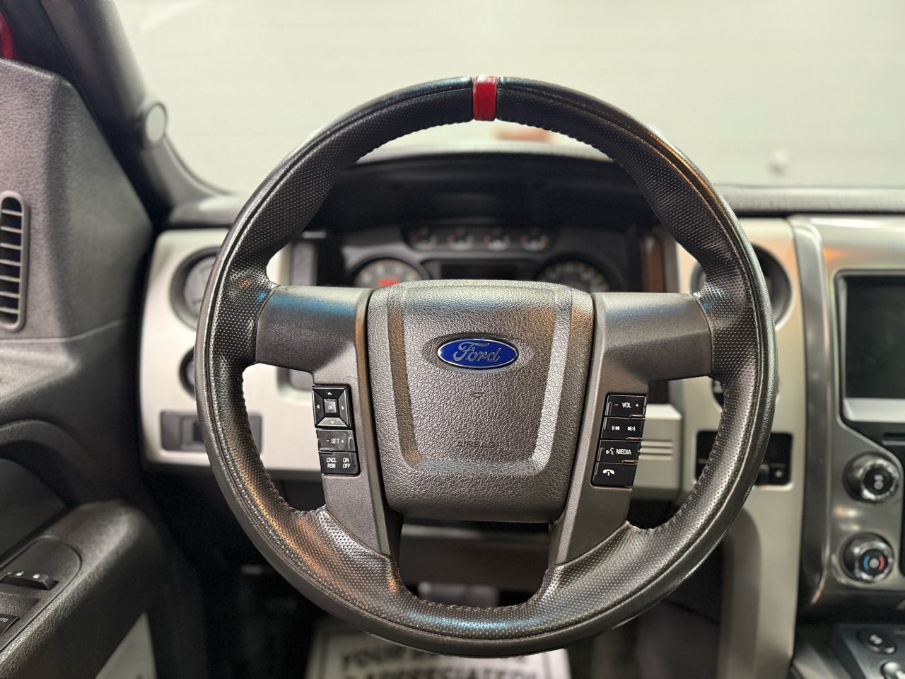 Ford F-150 SVT Raptor 2013 Ford F-150 SVT Raptor 2013