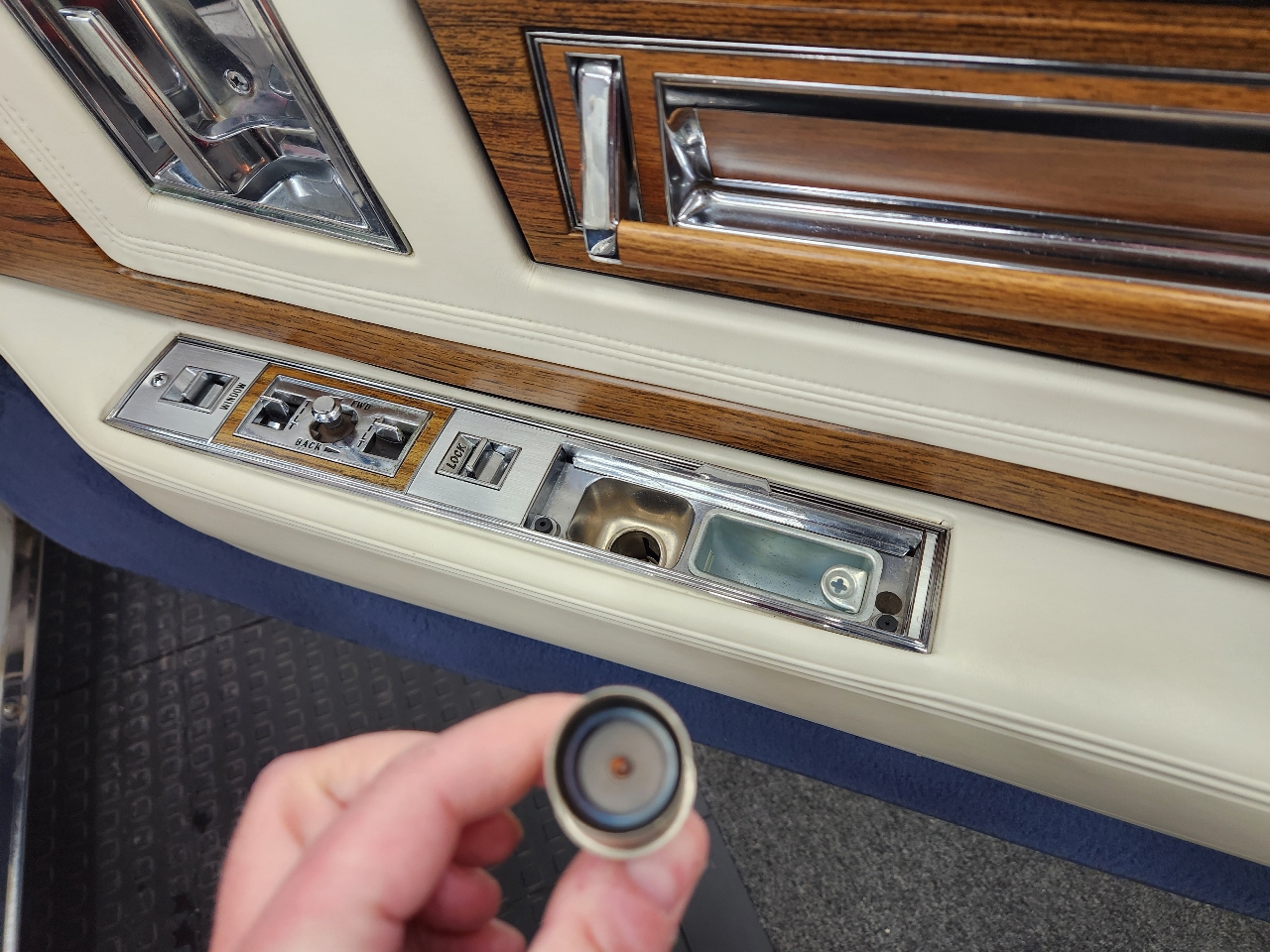 Cadillac Eldorado Biarritz 1984