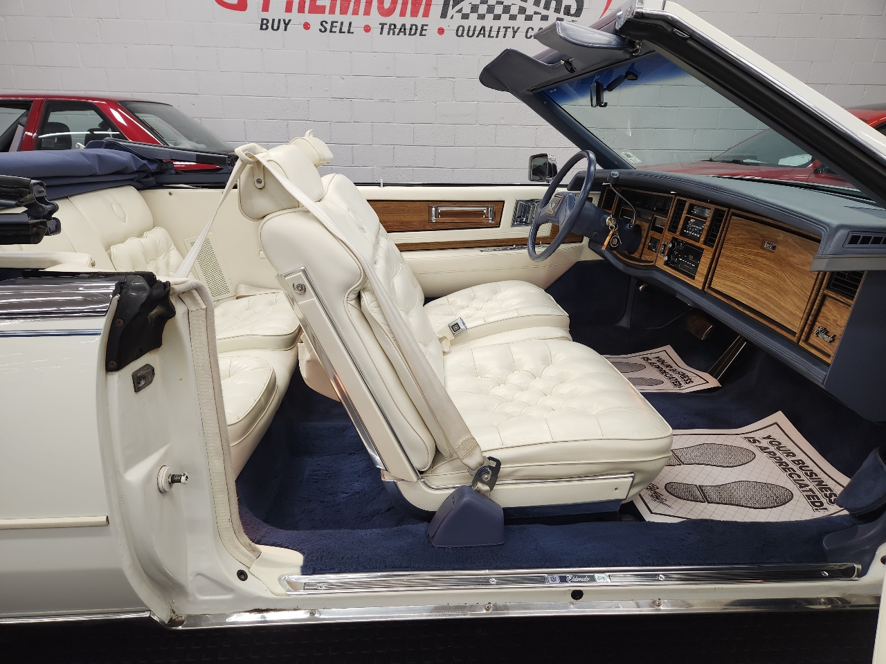 Cadillac Eldorado Biarritz 1984