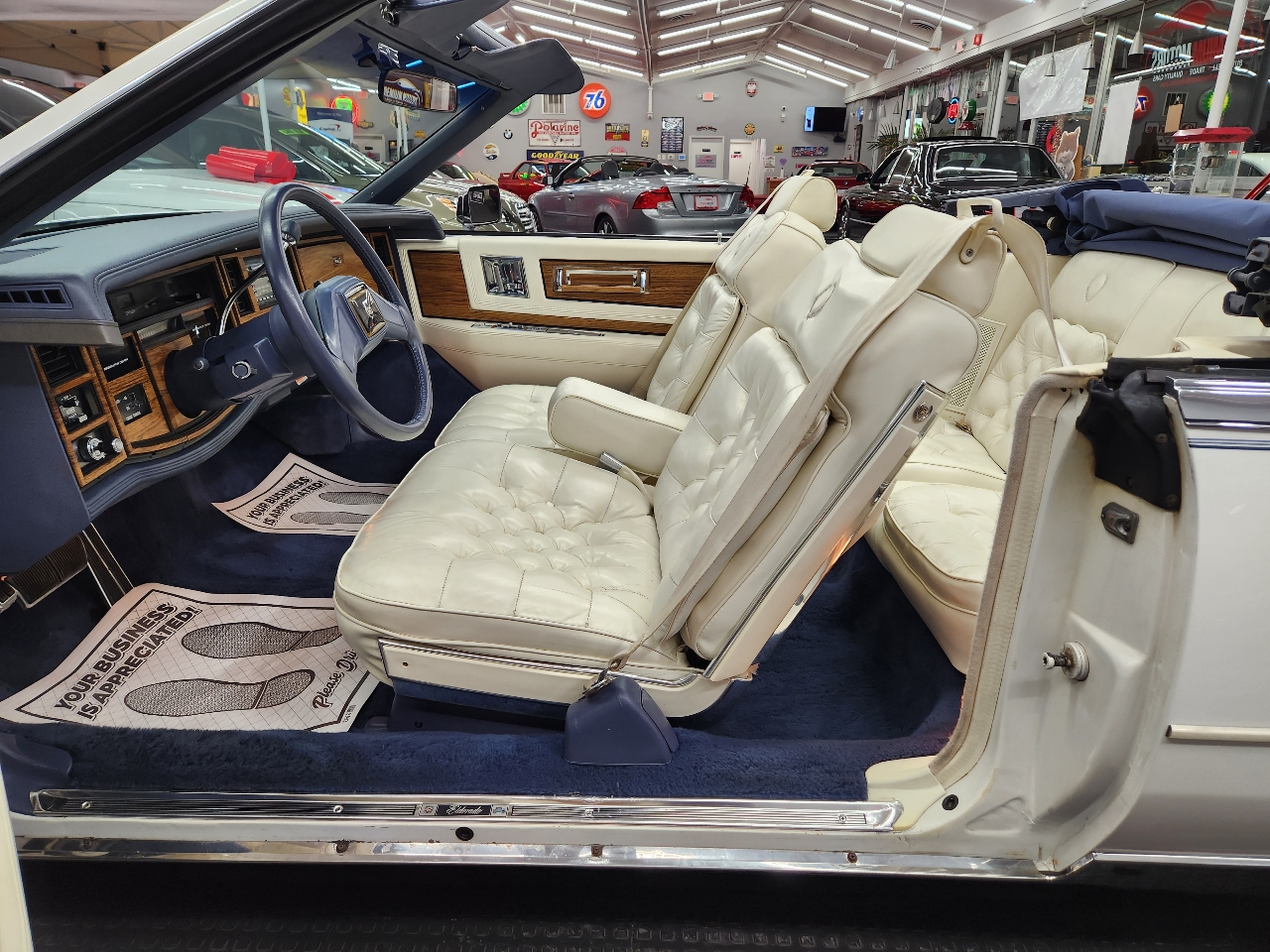 Cadillac Eldorado Biarritz 1984