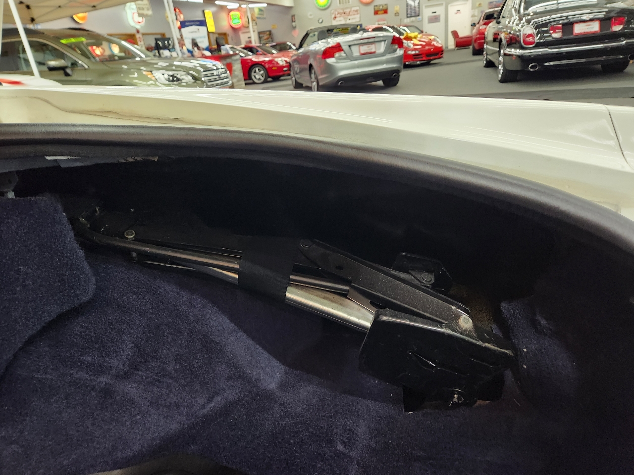 Cadillac Eldorado Biarritz 1984