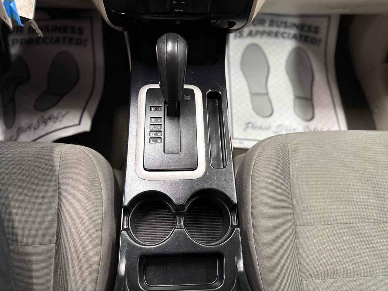 Ford Escape XLS 2011