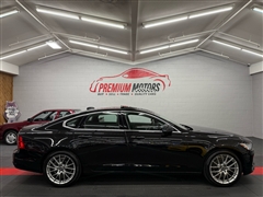 2017 Volvo S90 