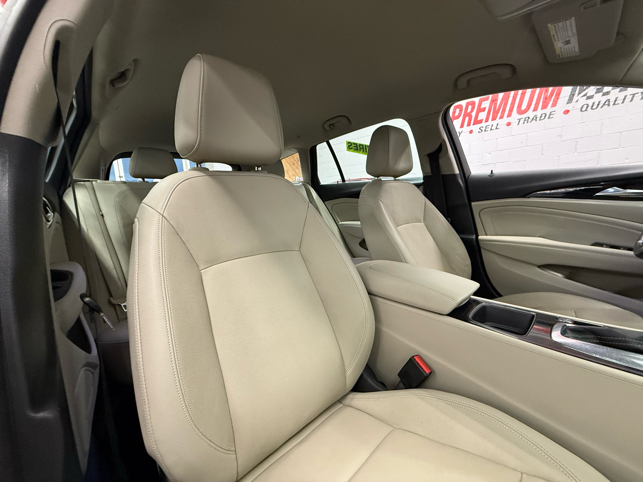 Buick Regal TourX Essence 2018