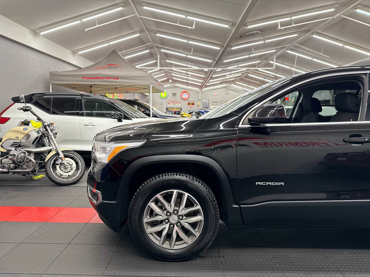 GMC Acadia SLE 2019