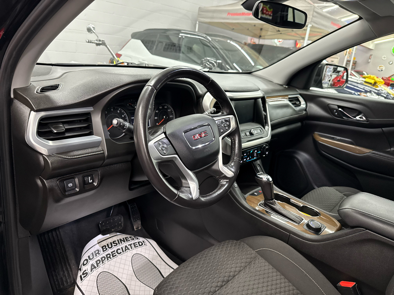 GMC Acadia SLE 2019