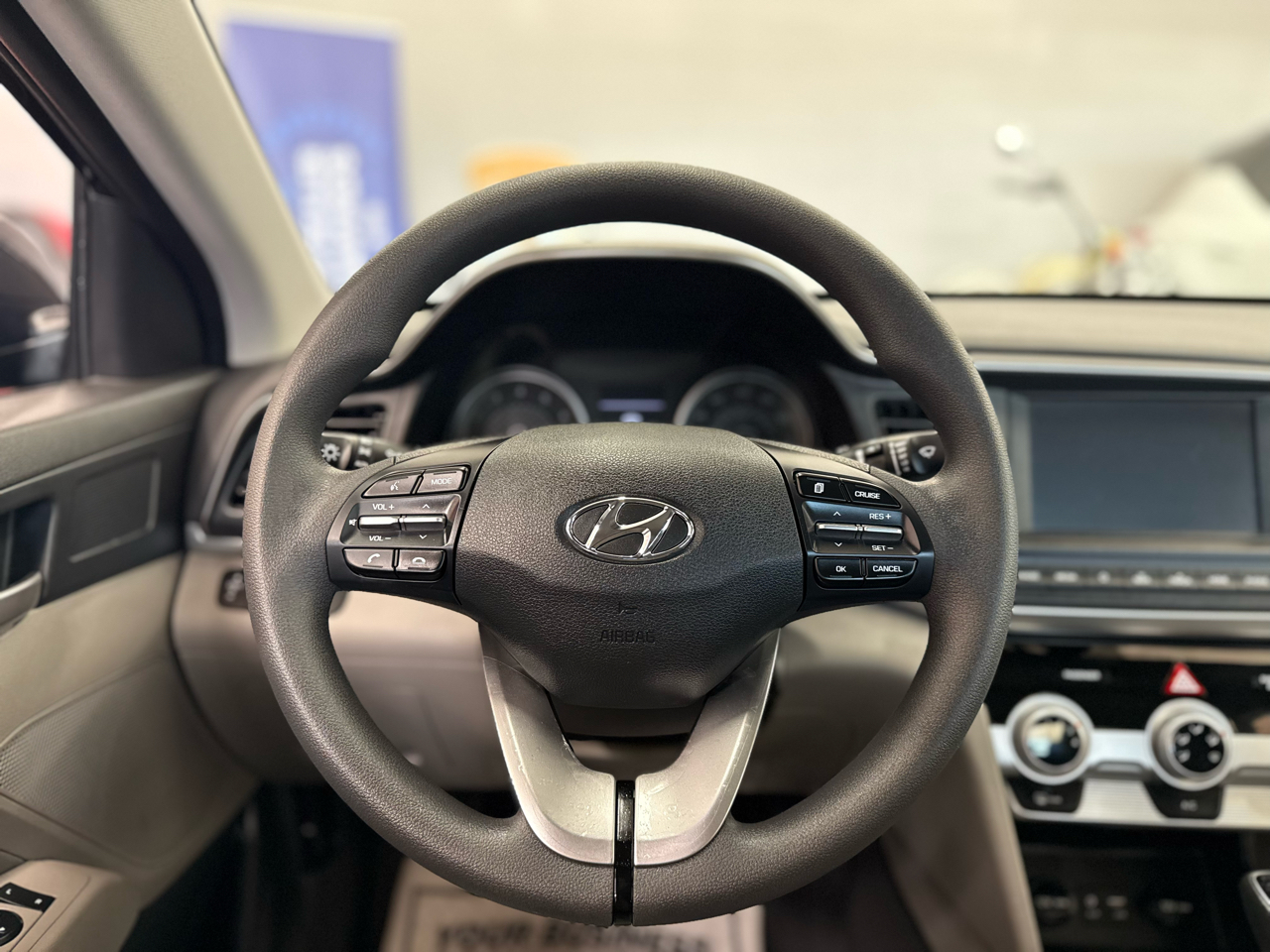 Hyundai Elantra SEL 2019
